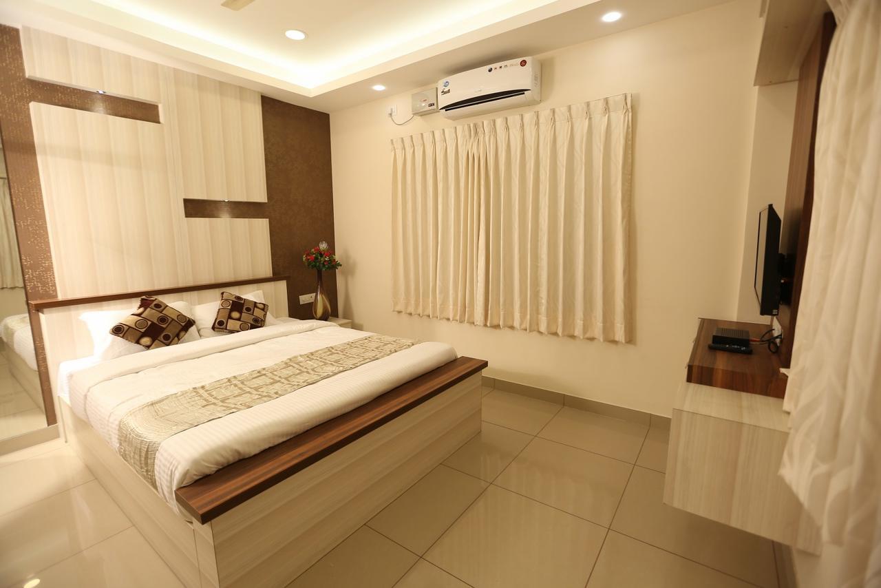 Benaka Suites Bengalúr Exteriér fotografie
