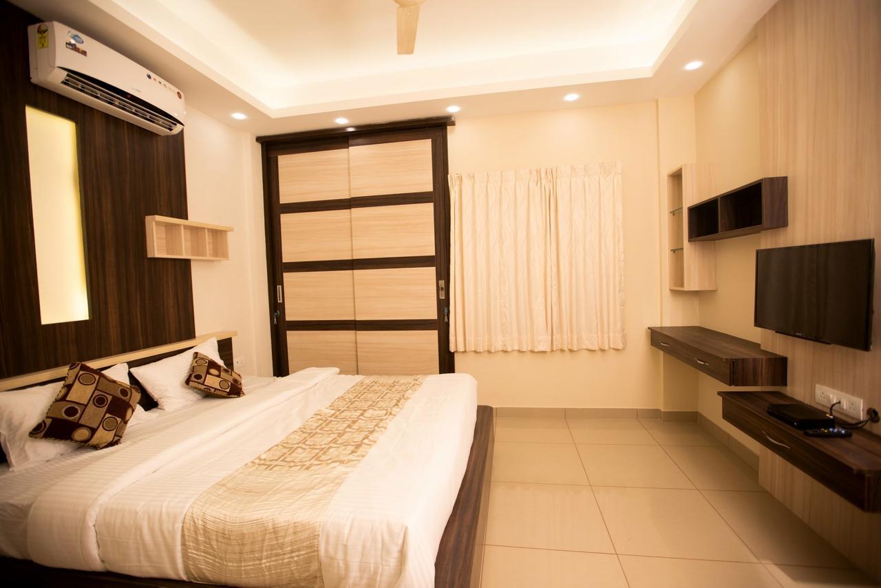 Benaka Suites Bengalúr Exteriér fotografie