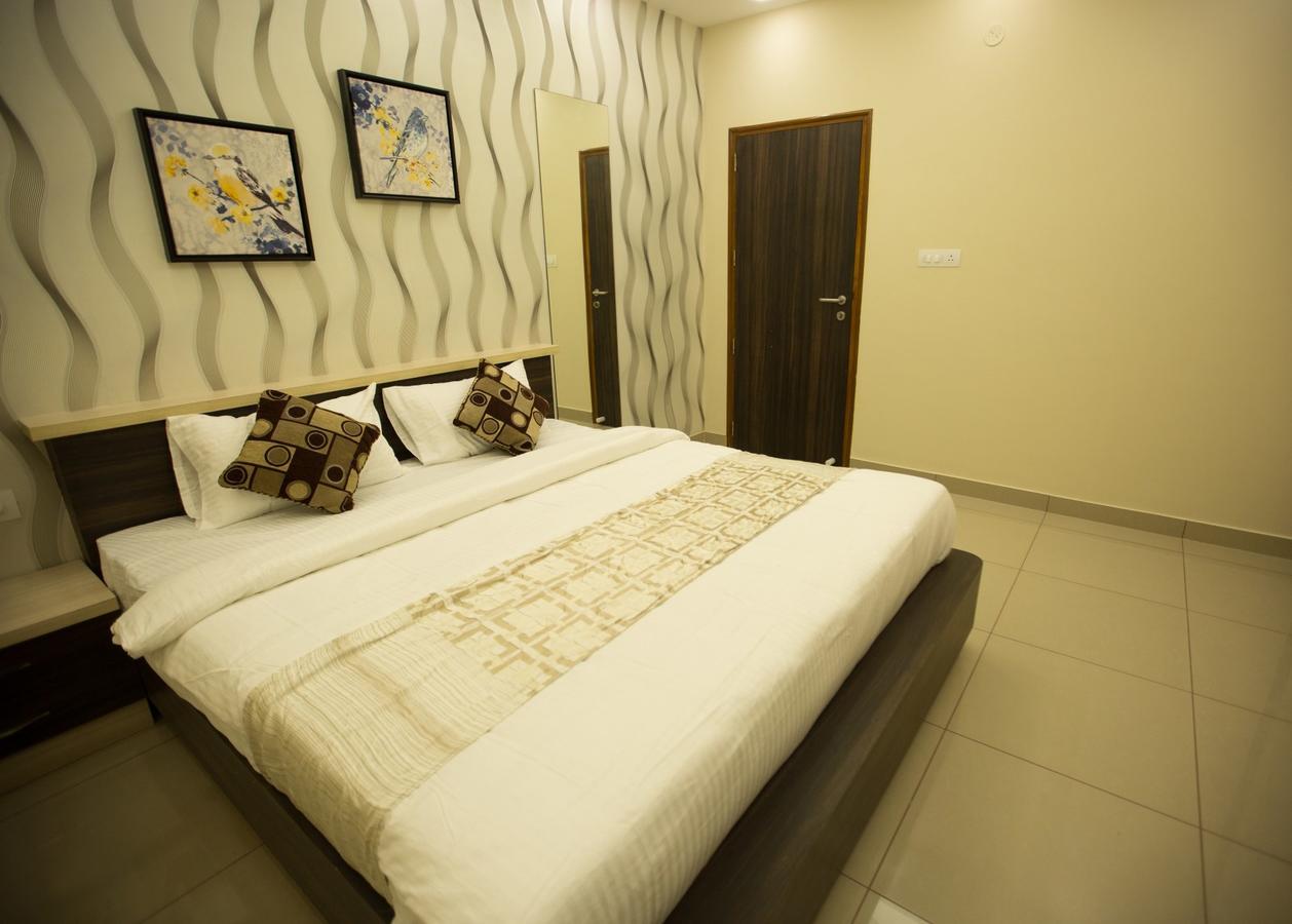 Benaka Suites Bengalúr Exteriér fotografie