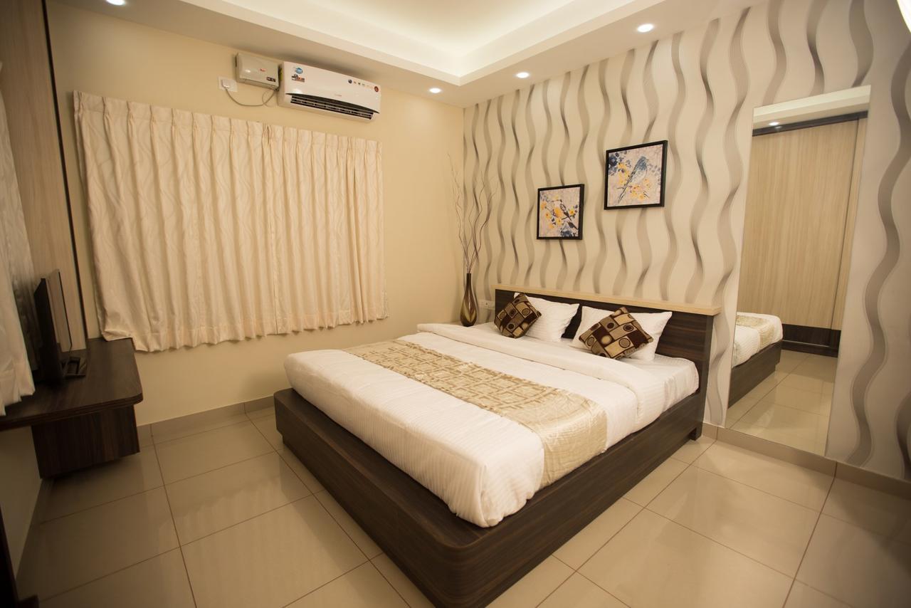 Benaka Suites Bengalúr Exteriér fotografie
